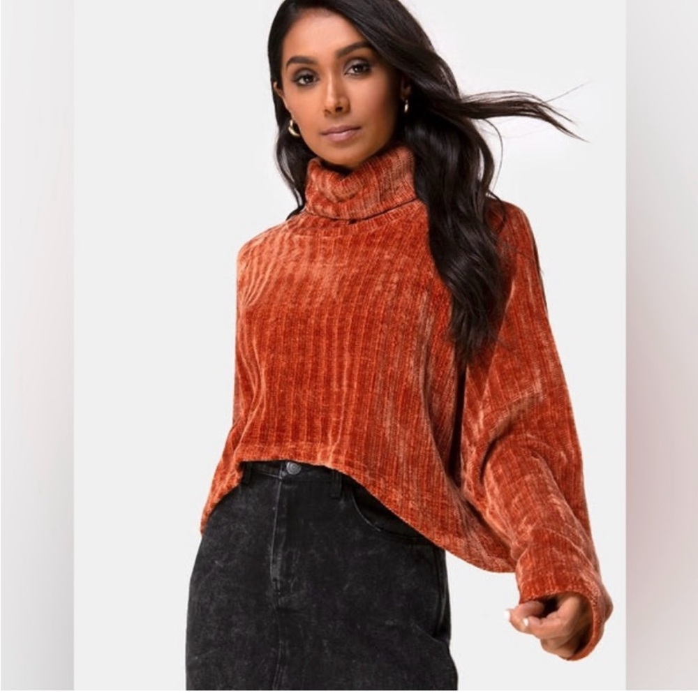 Rust Ribbed Turtleneck Sweater